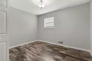 4701 Flat Shoals Rd, Union City, GA 30291 - Photo 17