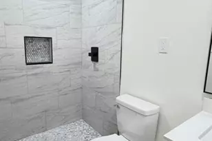 5698 Crestwood Dr, Stone Mountain, GA 30087 - Photo 19