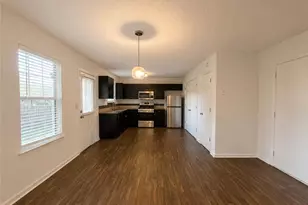 2490 Rambling Way, Lithonia, GA 30058 - Photo 13