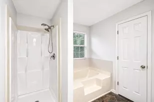 2490 Rambling Way, Lithonia, GA 30058 - Photo 31