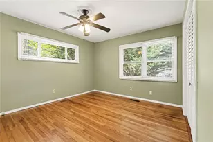 5089 Fairmont Rd SE, Smyrna, GA 30082 - Photo 11