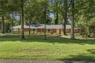 187 Hilltop St, Cleveland, GA 30528 - Photo 5