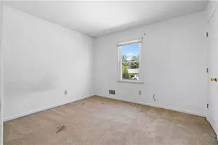 1560 Rose Garden Ln, Loganville, GA 30052 - Photo 15