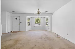 1560 Rose Garden Ln, Loganville, GA 30052 - Photo 3