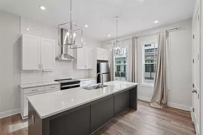193 Chestnut Circle #38, Atlanta, GA 30342 - Photo 1