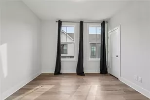 193 Chestnut Cir, Atlanta, GA 30342 - Photo 33