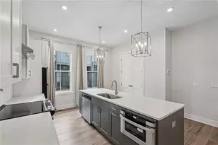 193 Chestnut Cir, Atlanta, GA 30342 - Photo 5