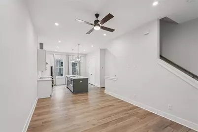 193 Chestnut Circle #38, Atlanta, GA 30342 - Photo 13