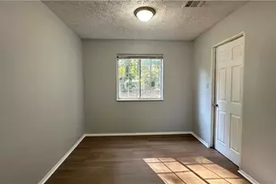 2176 Hopkins Mill Ln, Duluth, GA 30096 - Photo 5