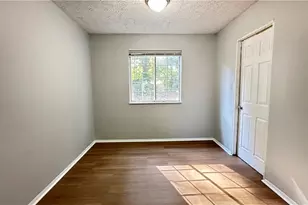 2176 Hopkins Mill Ln, Duluth, GA 30096 - Photo 7