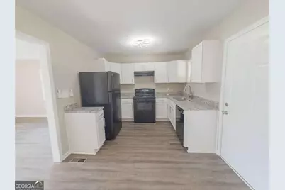 4390 Glenwood Parkway, Decatur, GA 30032 - Photo 3