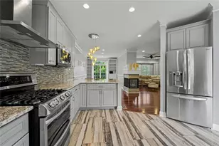 1004 Glenivy, Marietta, GA 30062 - Photo 7