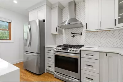 2224 Rando Lane NW, Atlanta, GA 30318 - Photo 3
