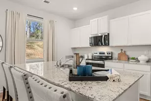2977 Holden St, Gainesville, GA 30507 - Photo 7