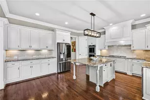 238 Hanson Way, Marietta, GA 30064 - Photo 17