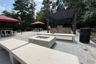 795 Hammond Dr, Sandy Springs, GA 30328 - Photo 23