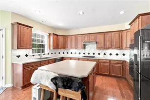 7027 Bennington Ln, Cumming, GA 30041 - Photo 17