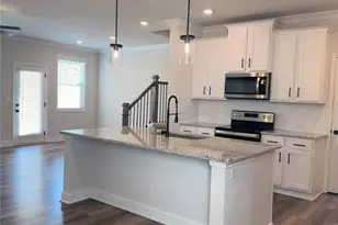 4695 Cypress Pk Dr, Gainesville, GA 30504 - Photo 3