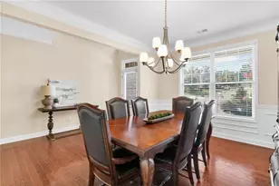 526 Rokeby Dr, Woodstock, GA 30188 - Photo 3