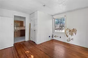 1885 Connally Dr, Atlanta, GA 30344 - Photo 9
