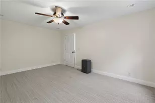 825 Rue Fluer De Lis, Lavonia, GA 30553 - Photo 21
