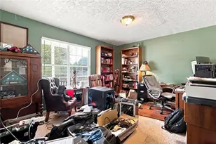 2152 Red Rose Ln, Loganville, GA 30052 - Photo 9