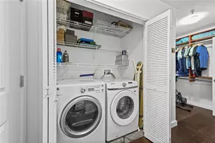 250 Pharr Rd NE, Atlanta, GA 30305 - Photo 15