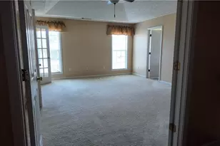 2760 Rusticwood Dr, Snellville, GA 30078 - Photo 15