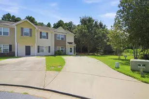 6888 Mountain Cir, Riverdale, GA 30274 - Photo 3