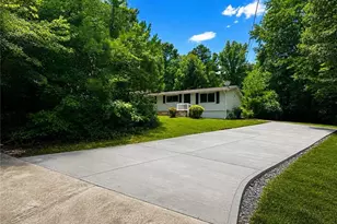 1883 Niskey Lake Rd SW, Atlanta, GA 30331 - Photo 13