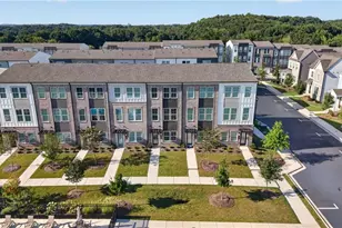 2656 Brookview Ln, Atlanta, GA 30318 - Photo 23