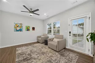 2656 Brookview Ln, Atlanta, GA 30318 - Photo 7