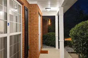 1020 Chandler Ridge Dr, Lawrenceville, GA 30045 - Photo 5
