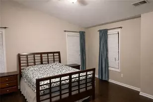 1020 Chandler Ridge Dr, Lawrenceville, GA 30045 - Photo 17