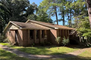 118 Hicklen Dr, Cedartown, GA 30125 - Photo 1