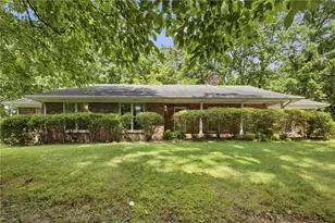 571 Frontier Cir, Summerville, GA 30747 - Photo 1