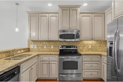 2360 Logan Circle NE #102, Atlanta, GA 30319 - Photo 15