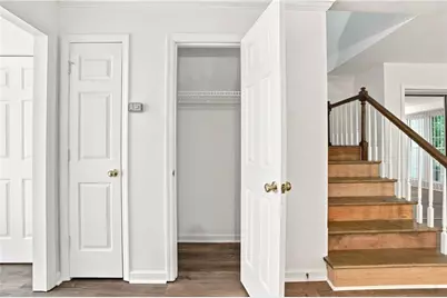 599 Saint James Walk SE, Marietta, GA 30067 - Photo 9