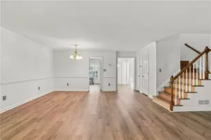 599 St James Walk SE, Marietta, GA 30067 - Photo 3