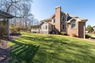 8015 Hurakan Creek Crossing, Cumming, GA 30028 - Photo 61