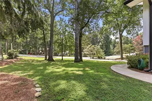 670 Robinhood Trail, Gainesville, GA 30501 - Photo 9