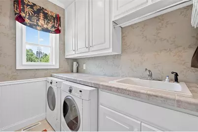 3805 Reservoir Drive, Gainesville, GA 30507 - Photo 15