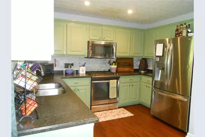 209 Pebble Creek Drive, McDonough, GA 30253 - Photo 9