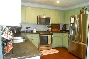 209 Pebble Creek Dr, McDonough, GA 30253 - Photo 9