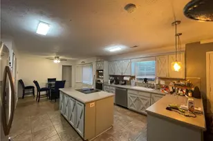 215 Dix Lee On Dr, Fayetteville, GA 30214 - Photo 23