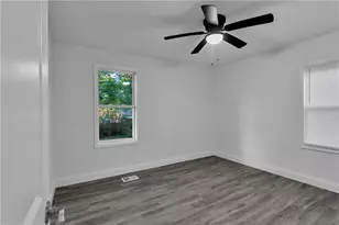 1436 Lanvale Dr SW, Atlanta, GA 30310 - Photo 9