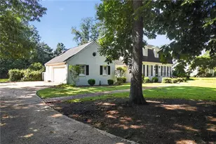 2210 E Doublegate Dr, Albany, GA 31721 - Photo 5