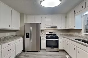 291 N Briar Ridge, Woodstock, GA 30189 - Photo 5