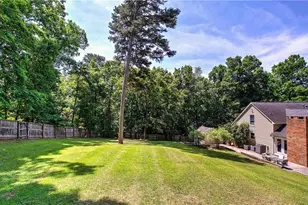 224 Shadowood Dr SE, Calhoun, GA 30701 - Photo 3