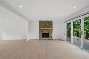 5132 Willow Point Pkwy, Marietta, GA 30068 - Photo 7